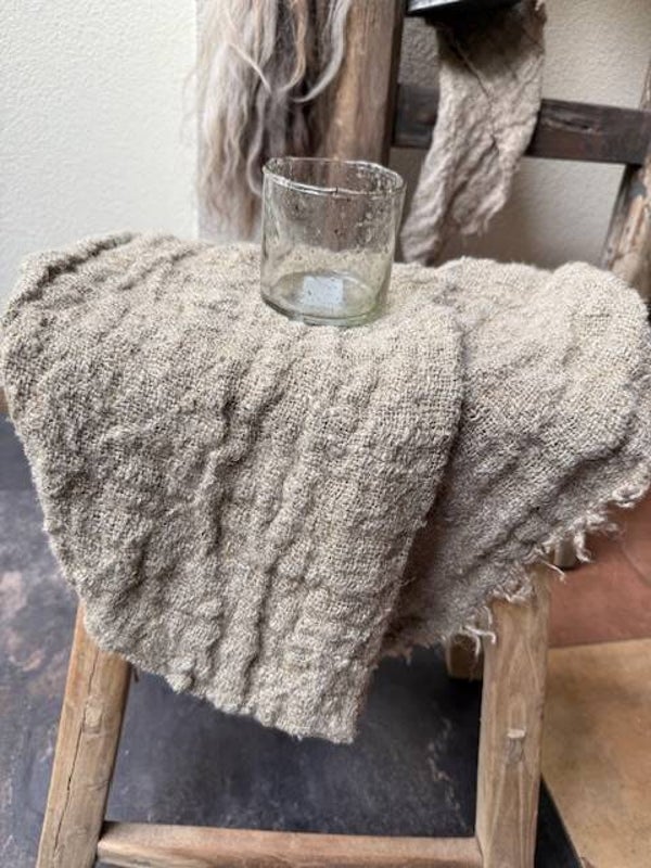 2013, Glazen windlicht met Stone spikkels erin en bruinig glas, 7 x 7 kartel randje
