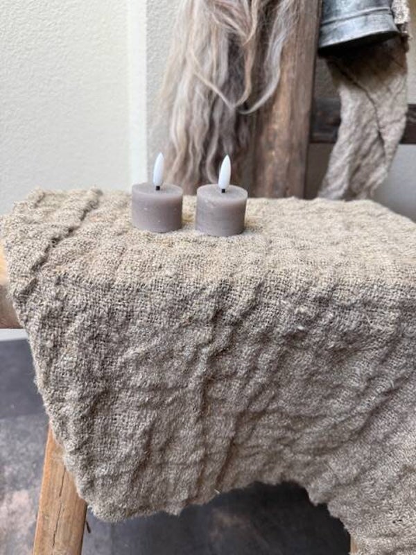 2021, Countryfield theelichtjes, normaal formaat, donker grijs 2st. Incl batterij , wax omhulsel