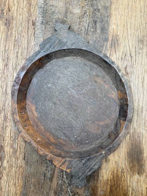 2044, Oude Houten Indiaanse Chapati , 42,5 x 32cm,