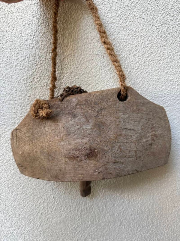 3074, Prachtige grote koeien bel , 27 x 14cm