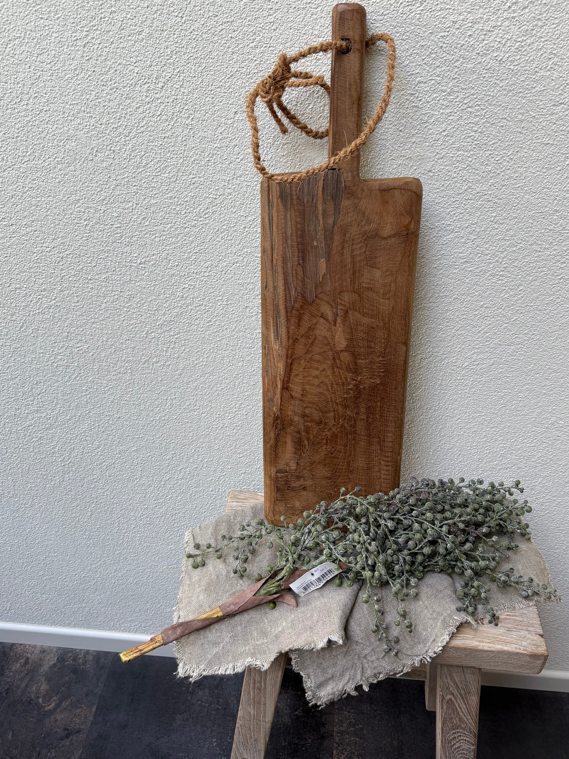 3072, prachtige grote brood plank, 62 x 18 x 3,5cm