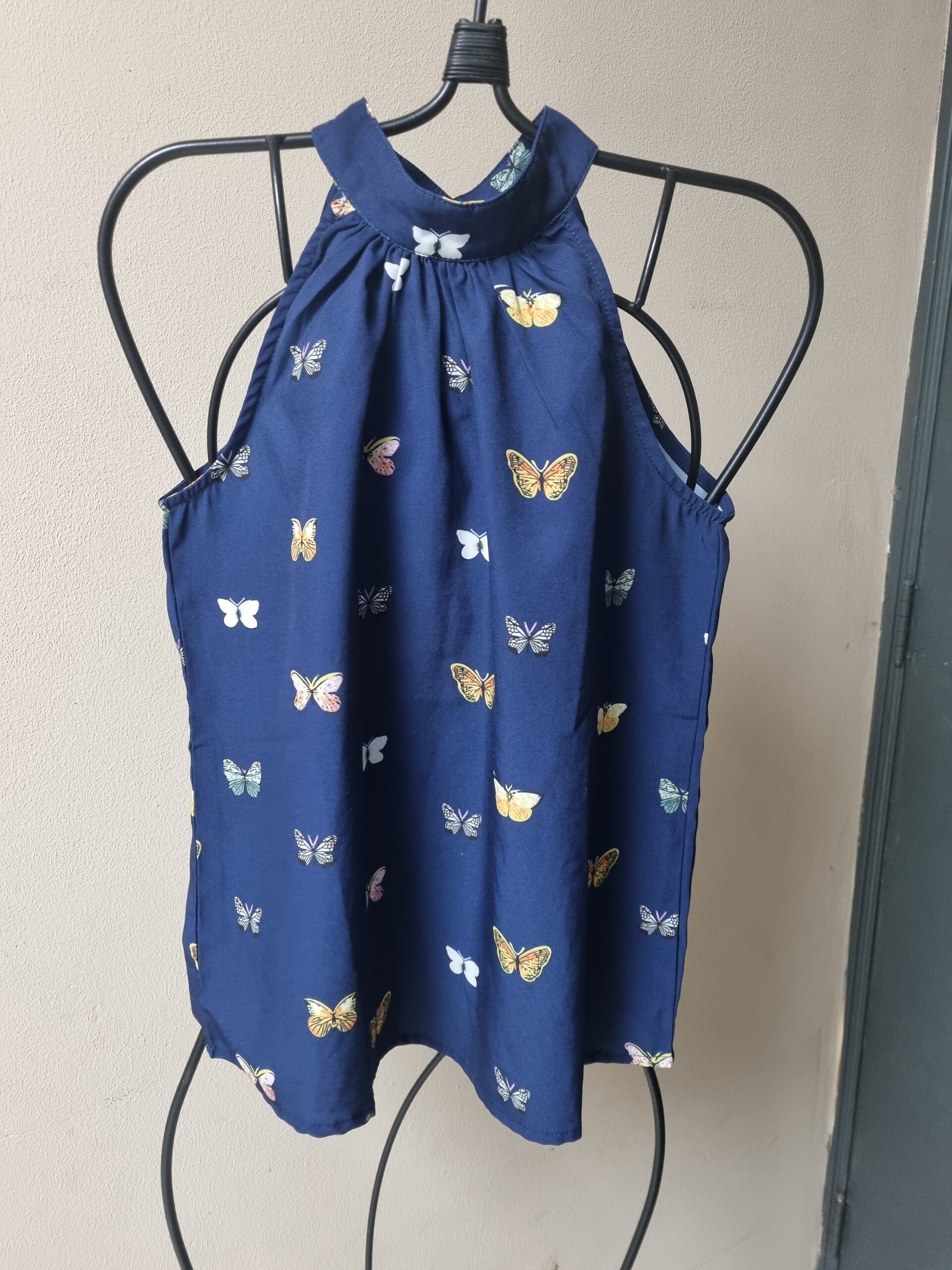 blouse marine avec papillons multicolores 146, 10/11 ans