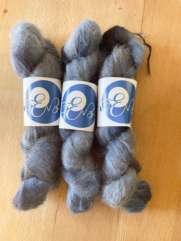 Blue time • Suri Soie