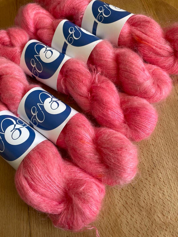 Strawberry • Mohair Soie