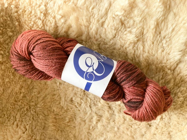 Lie de vin • Merino nylon DK