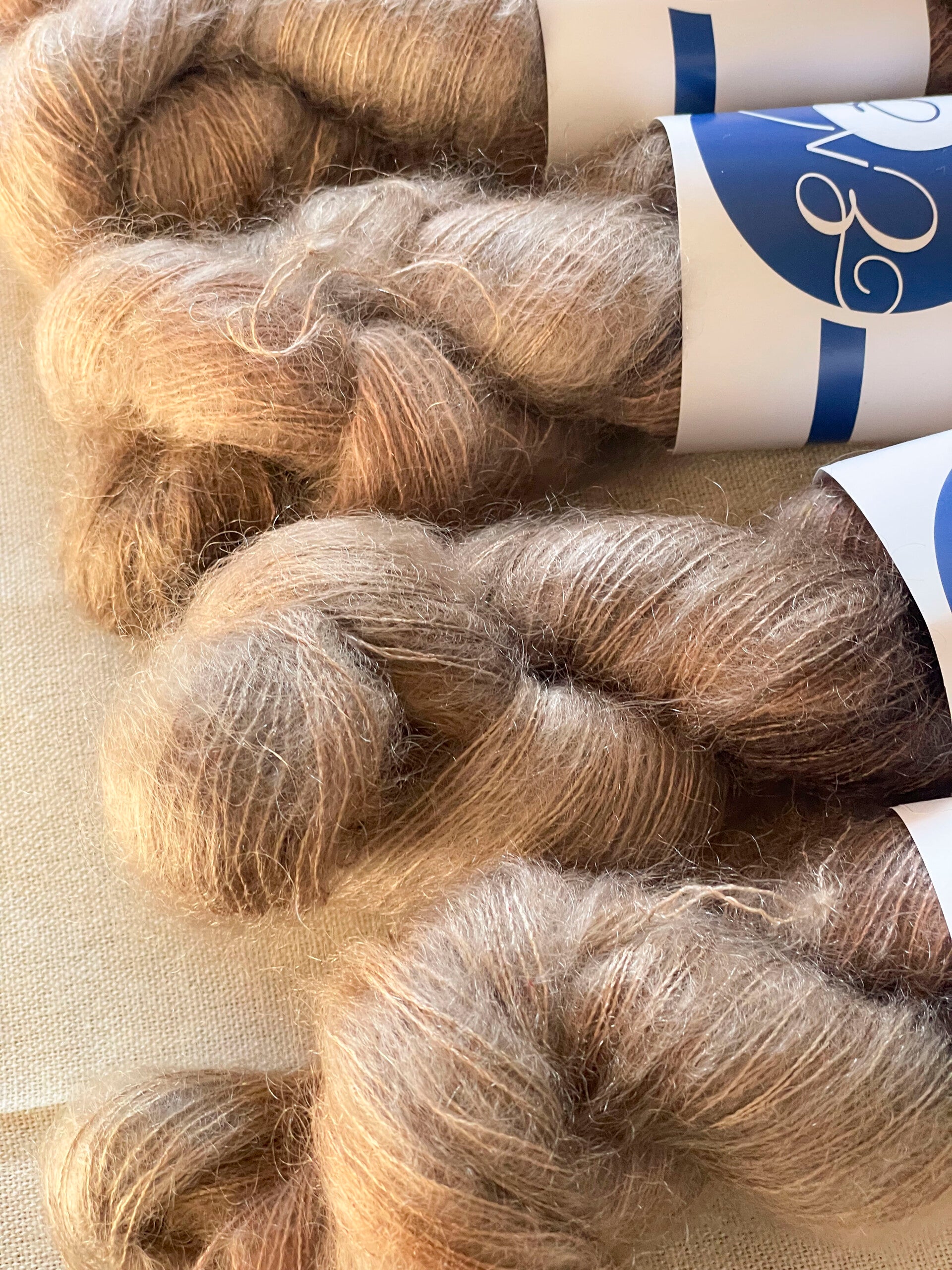 Mo001 • Mohair Soie