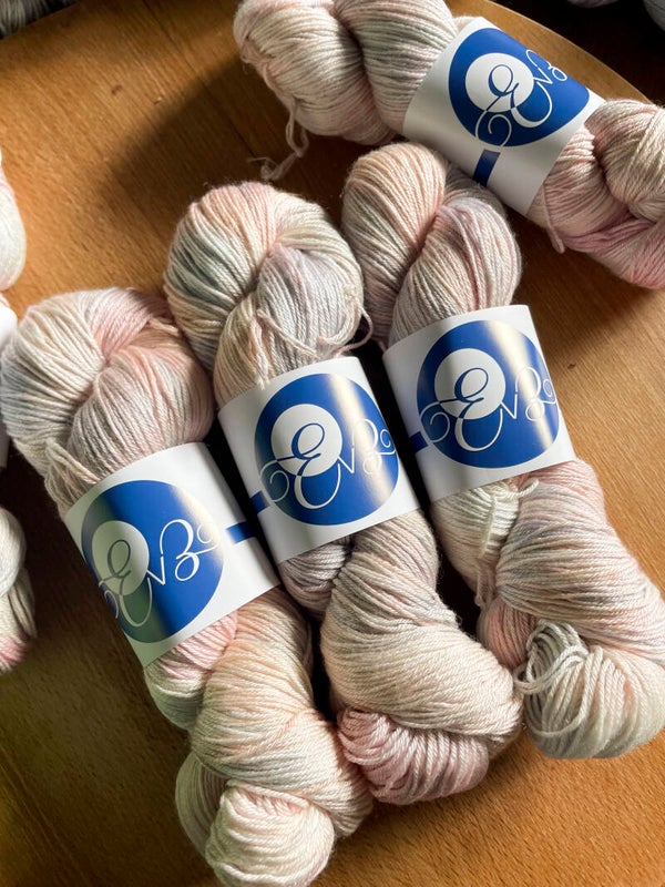 Pastel wall • Merino soie