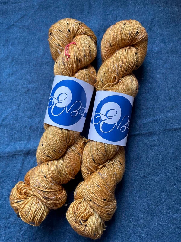 Golden Julien • Merino Donegal