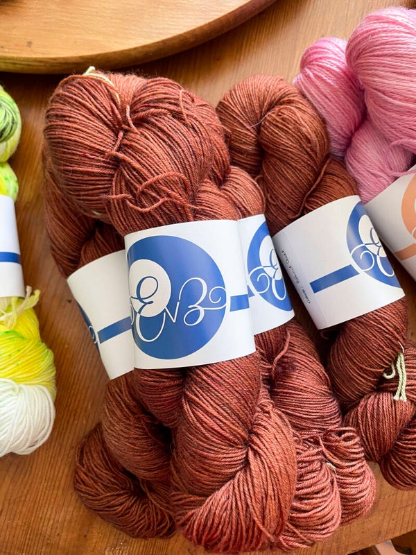 Blond Peat • Bluefaced Leicester Nylon