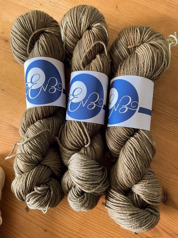 Bronze • Bluefaced Leicester DK
