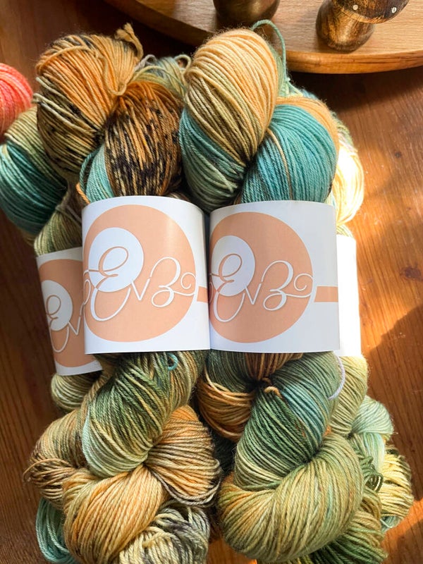 BFLN001 • Bluefaced Leicester/Corriedale nylon
