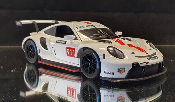 Porsche 911 RSR (Bb)