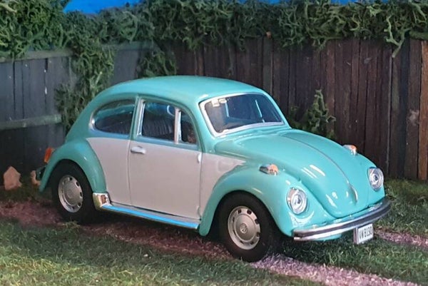 Volkswagen Beetle groen/wit (Cararama)