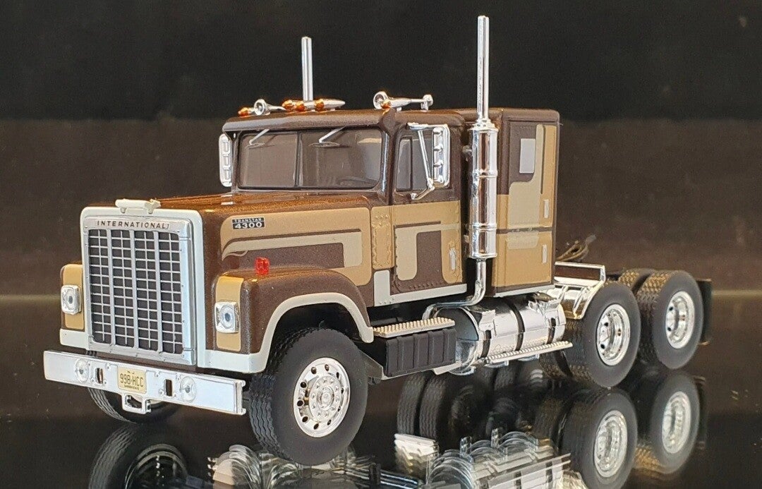 International Transtar 4300 (IXO)