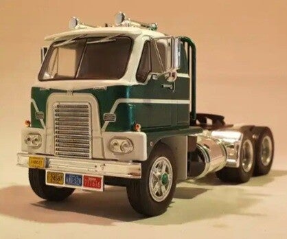 International Harvester DCOF 405 (IXO) groen/wit