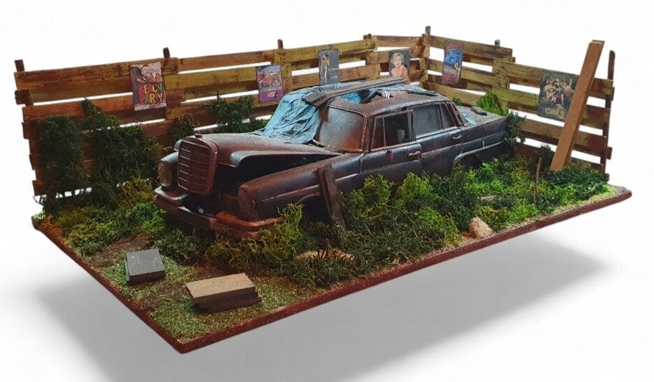 Mercedes Benz (1:18)