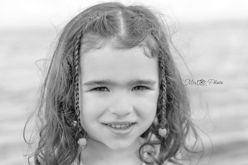 portrait-enfant-extérieur-Mrs Photo-photographe Haute-Savoie