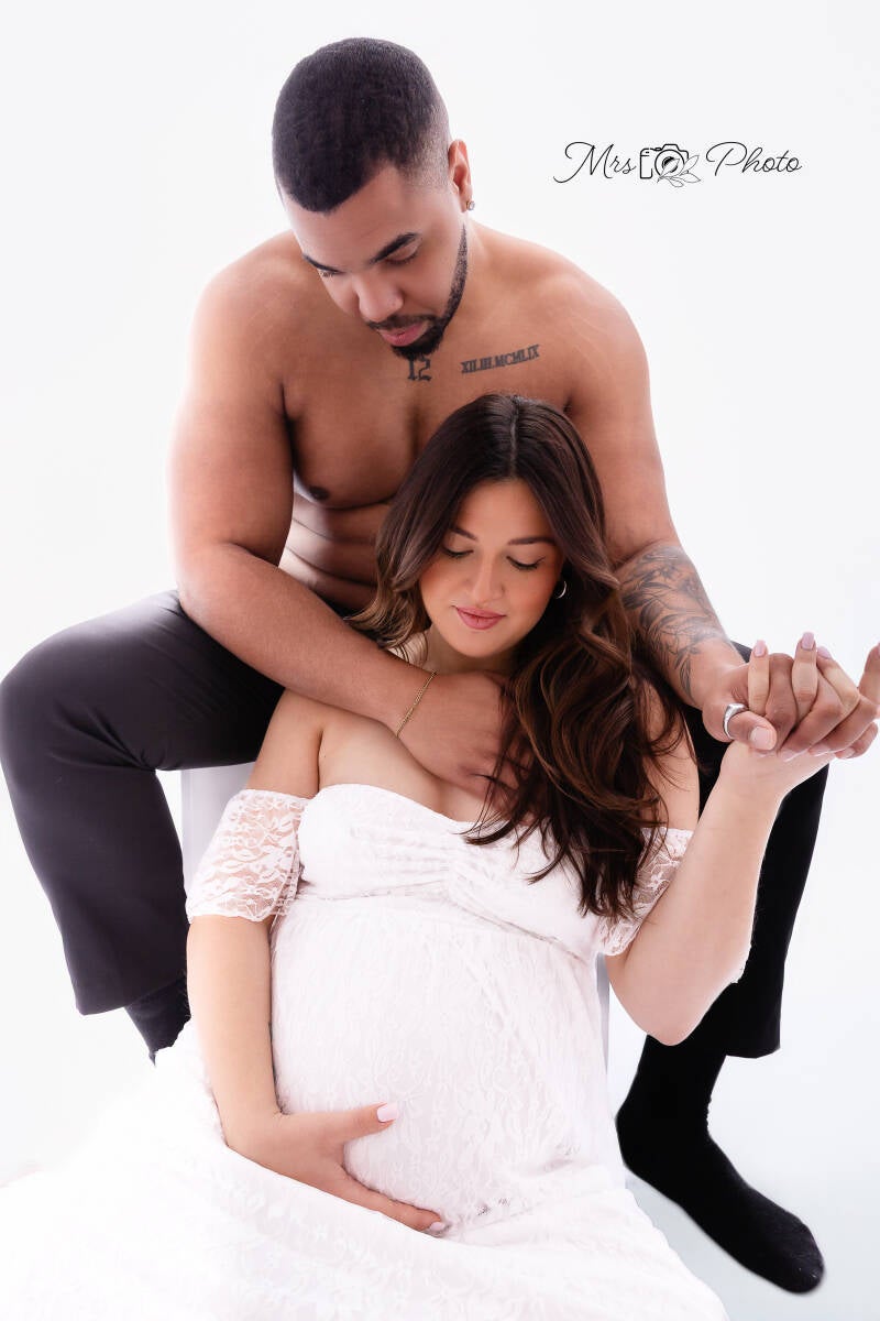 grossesse-studio-Mrs Photo-photographe Haute-Savoie