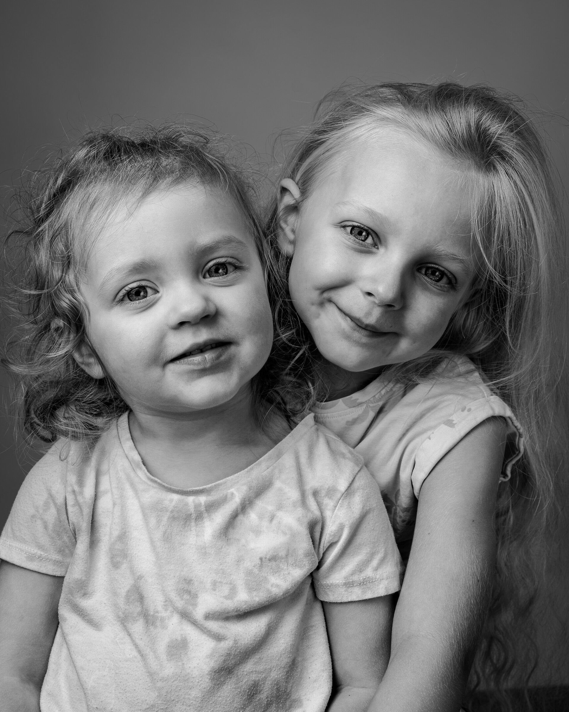 portrait enfant noir et blanc signature pure émotion