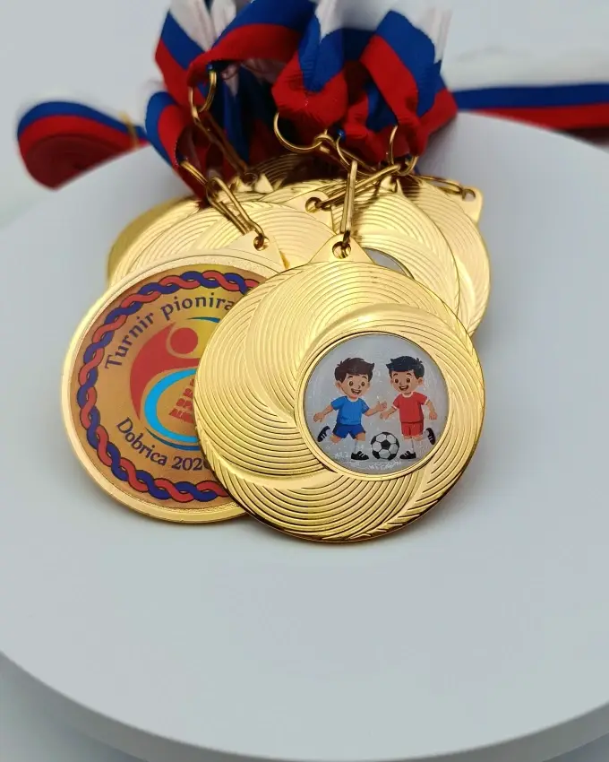 Medalja MMC2050 fi 50 mm sa zakačenom trakom za nošenje
