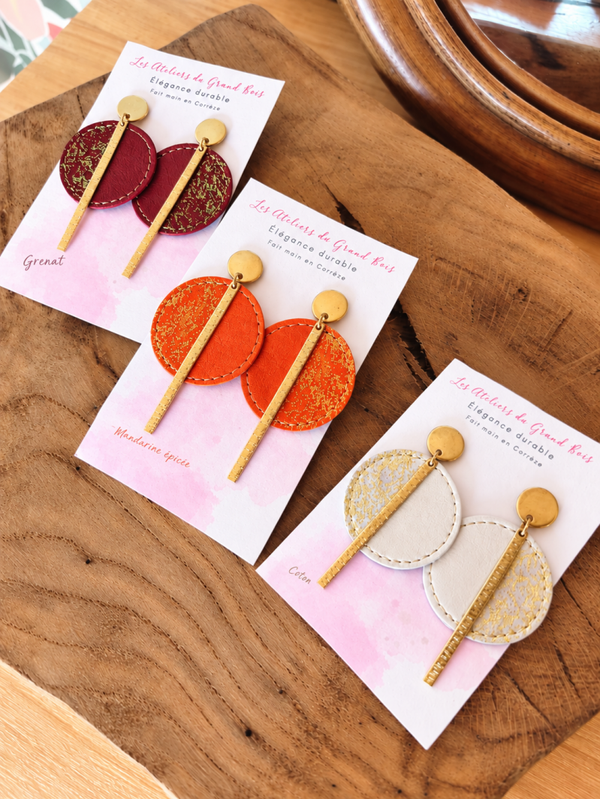 Boucles d’oreilles Eclipse – l’élégance en deux nuances