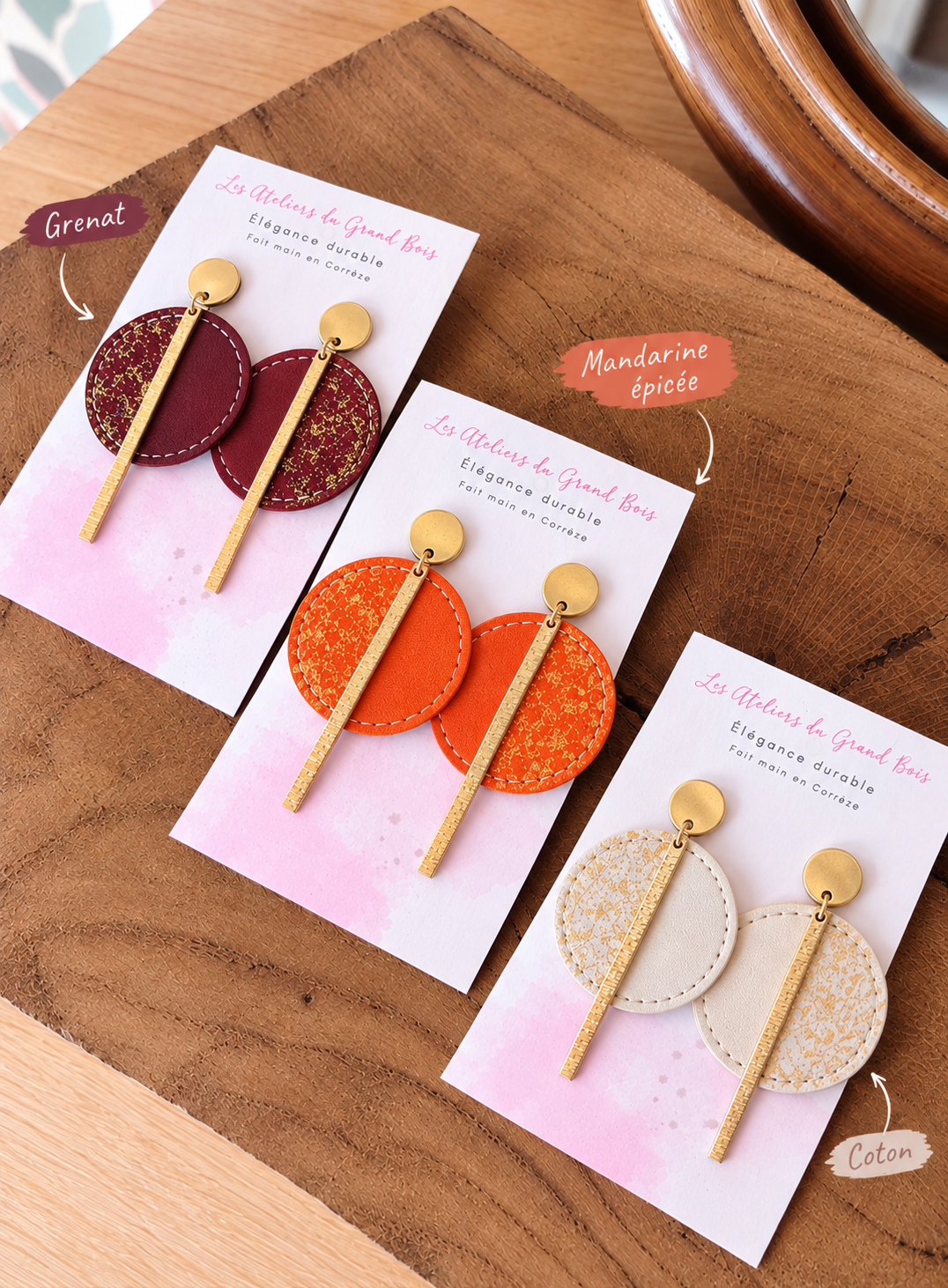 Boucles d’oreilles Eclipse – l’élégance en deux nuances