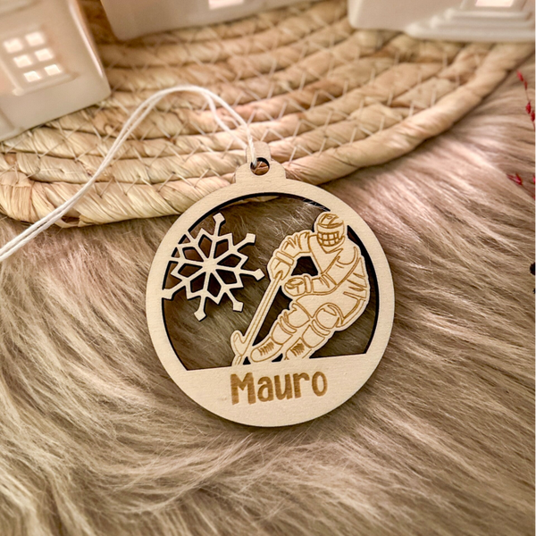 Gepersonaliseerde houten kerstbal - ijshockey - 'Mauro'