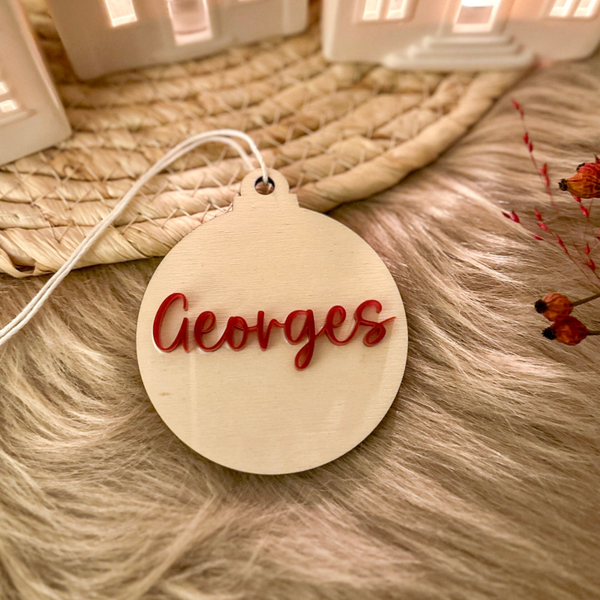 Gepersonaliseerde houten kerstbal - terracotta acrylaat - 'Georges'