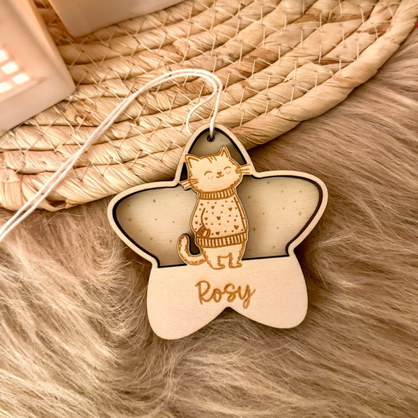 Gepersonaliseerde houten kerstbal - kat - 'Rosie'