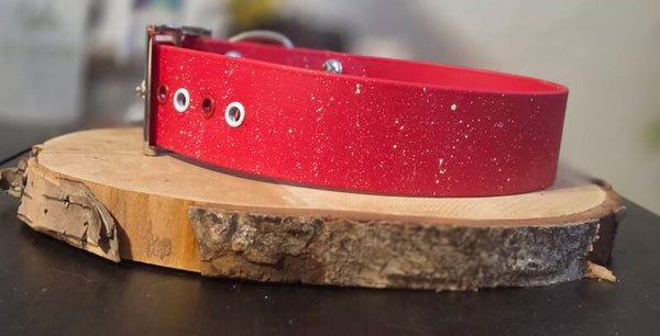 Collier 38 mm rouge paint blanc