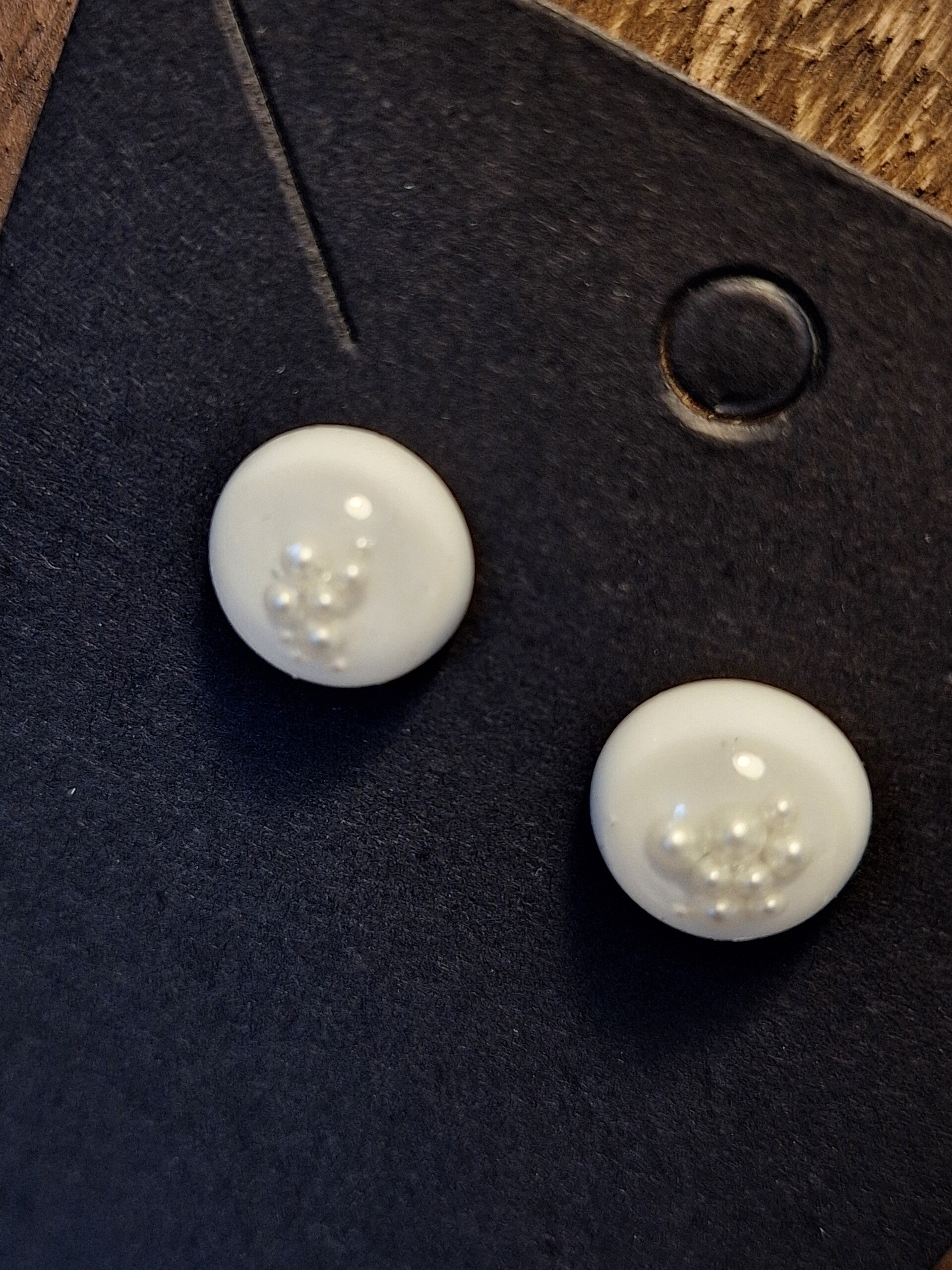 Oorknopjes White Pearl