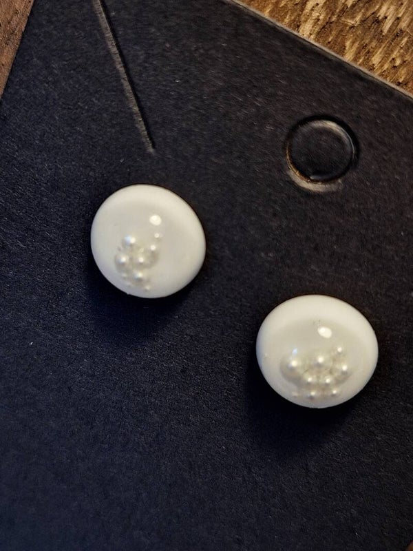Oorknopjes White Pearl