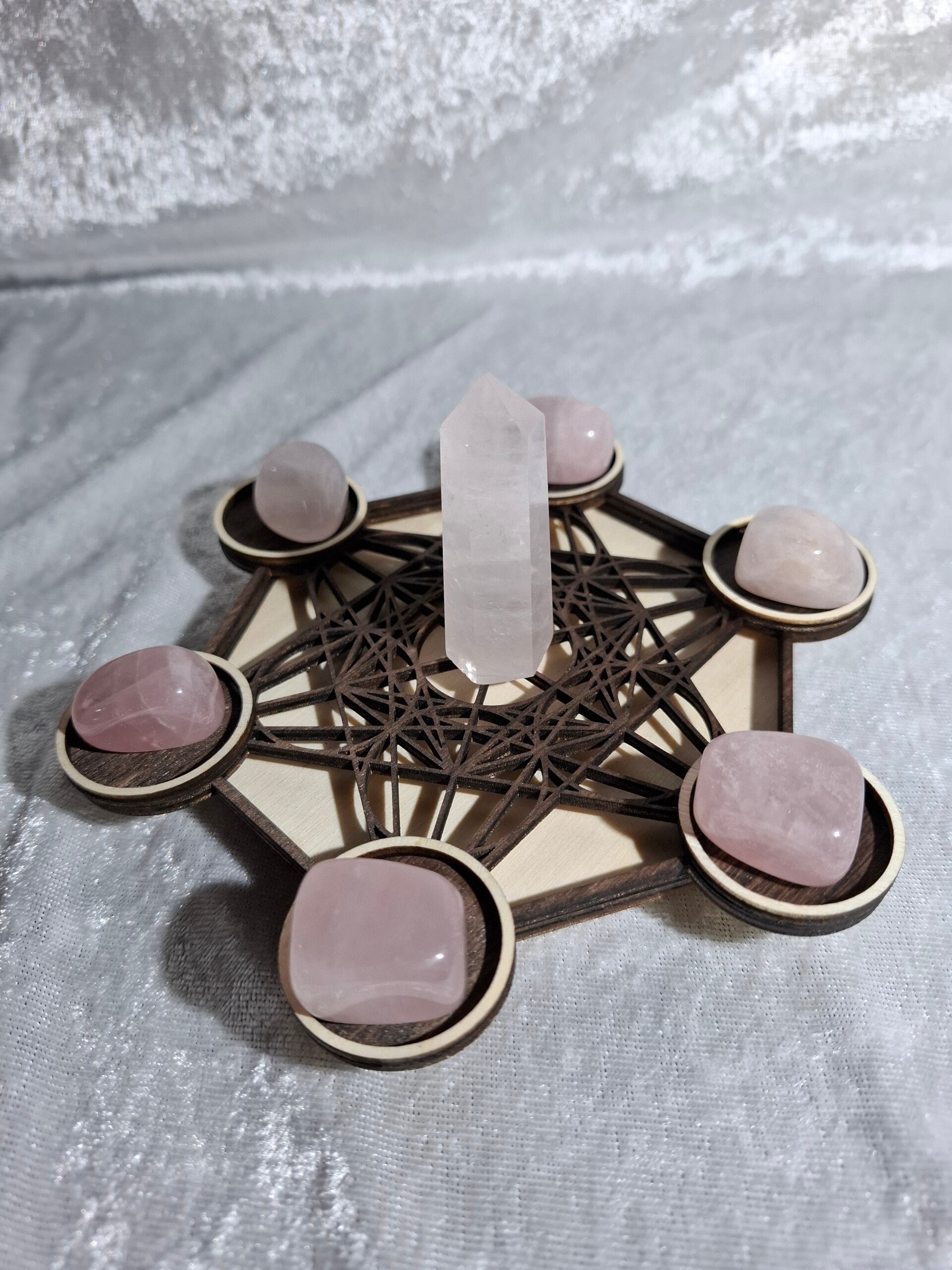 Support grand modèle Métatron quartz rose bois clair