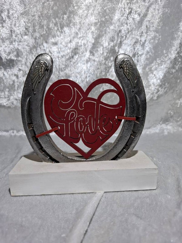 Fer sur socle coeur Love