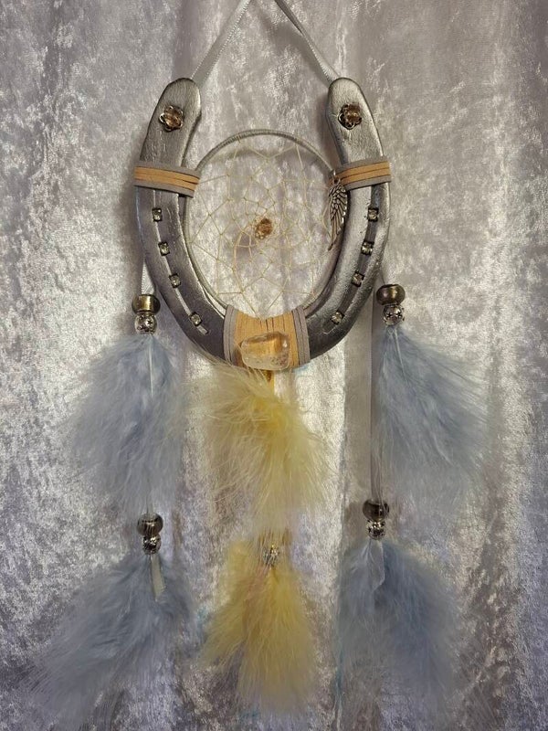 Attrape rêves fer a cheval cristal de roche
