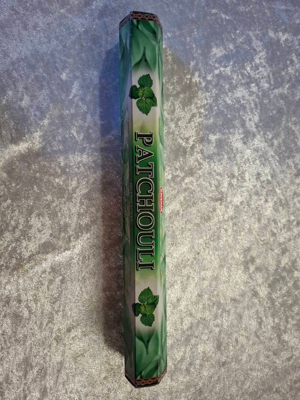 Boite d'encens en bâtonnets patchouli krishan