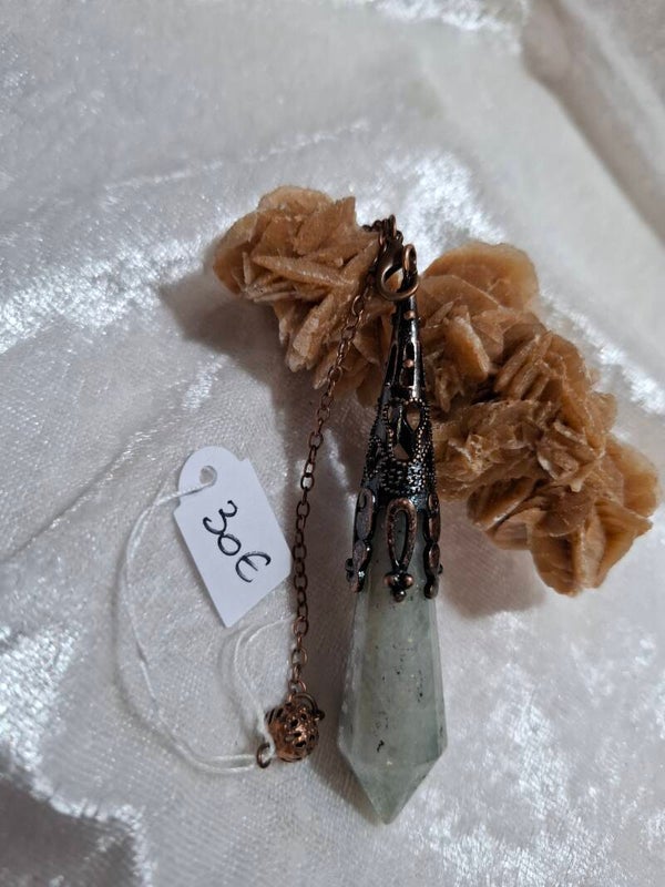 Pendule divinatoire labradorite
