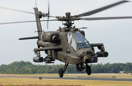 Boing AH-64 Apache Helicopter