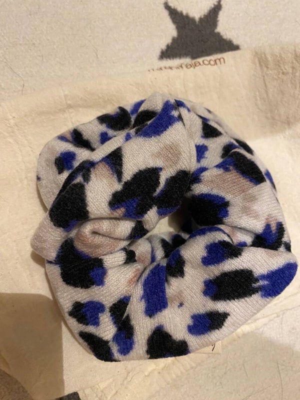 cobalt freckles
