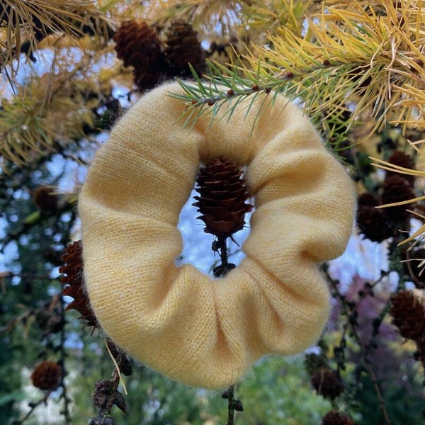 Kaschmir-Scrunchie Butteryellow