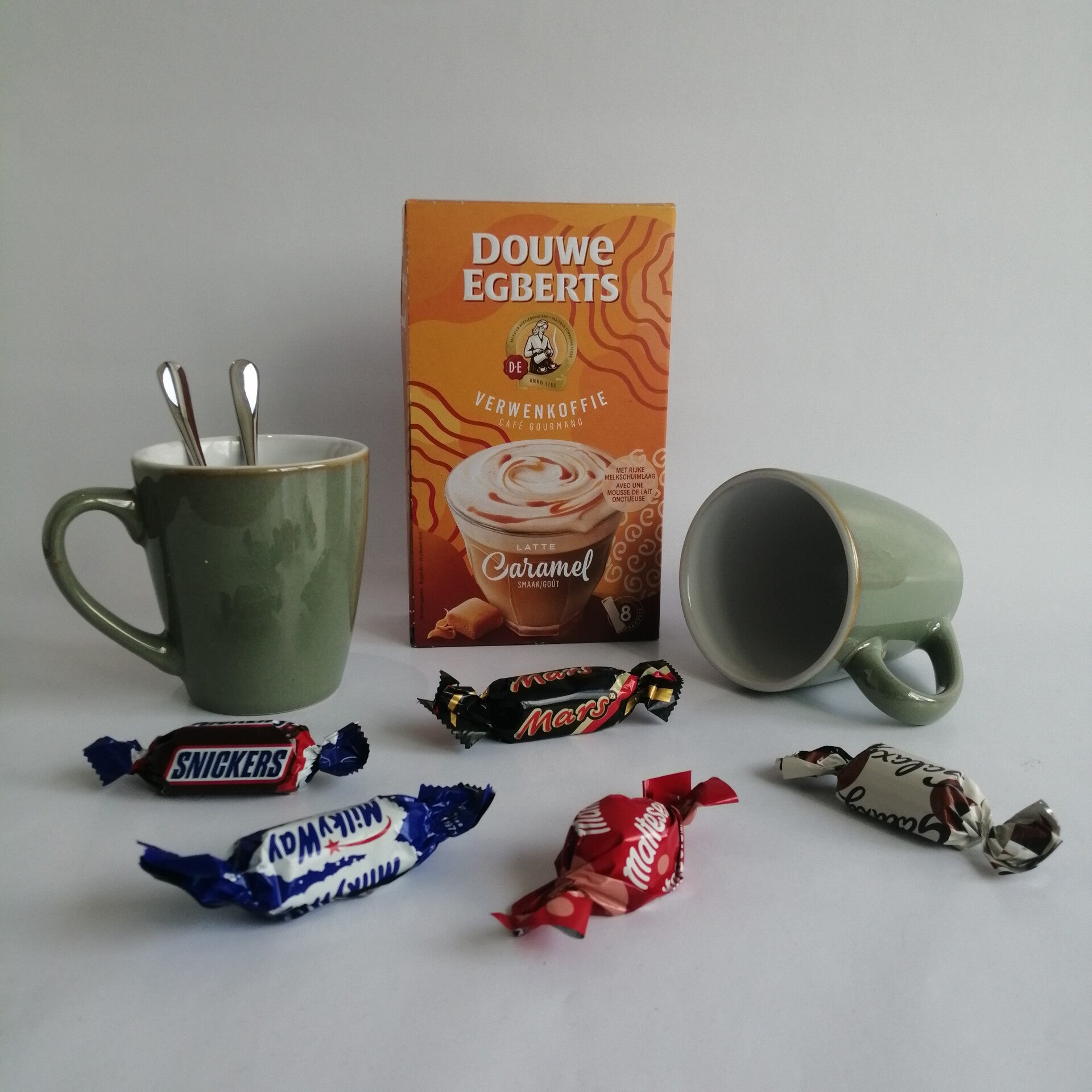 Douwe Egberts Verwenkoffie Latte Caramel