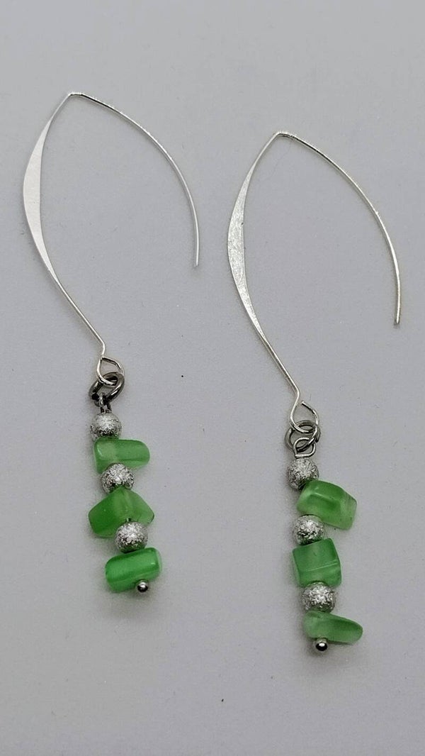 Zilverkleurige Oorhangers met Cateye