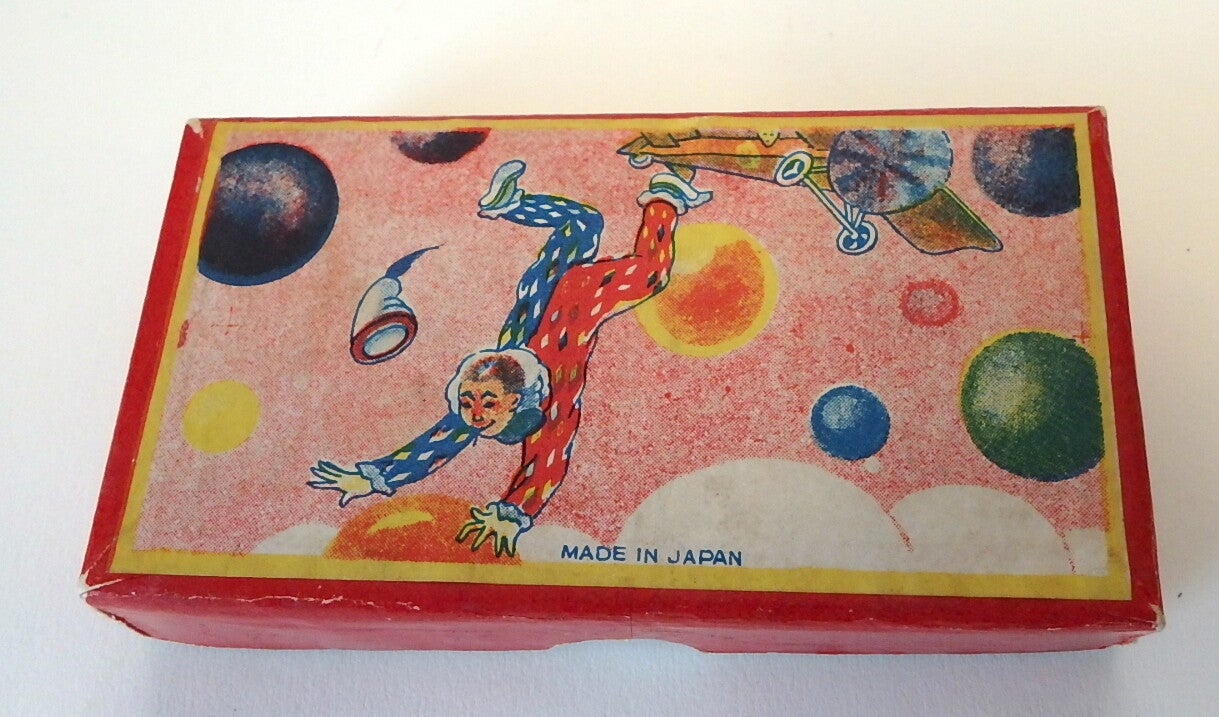 Beautiful Box with Four Puzzles and Six Bisque Figures-Japan