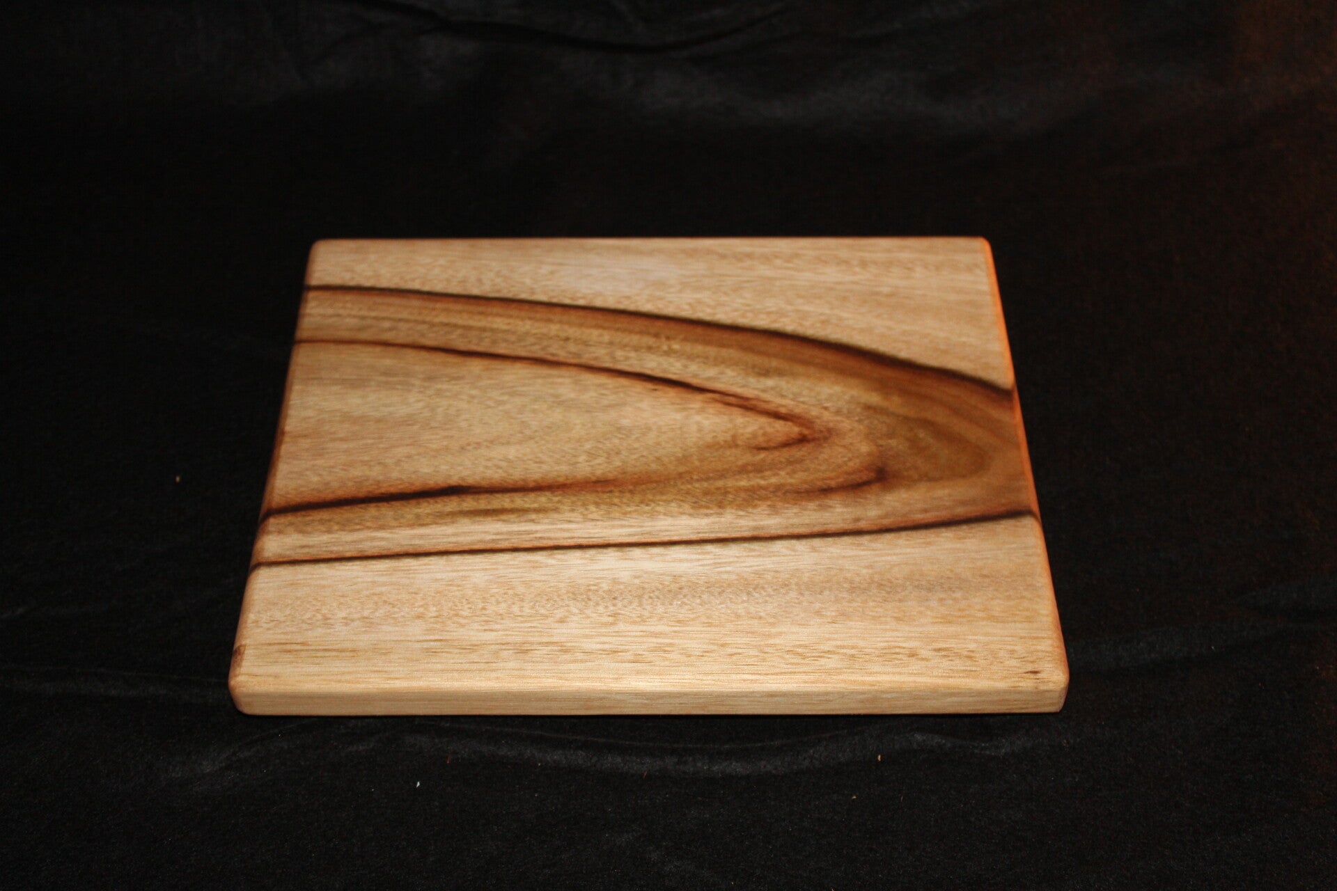 Camphor Laurel Serving Board - 4125