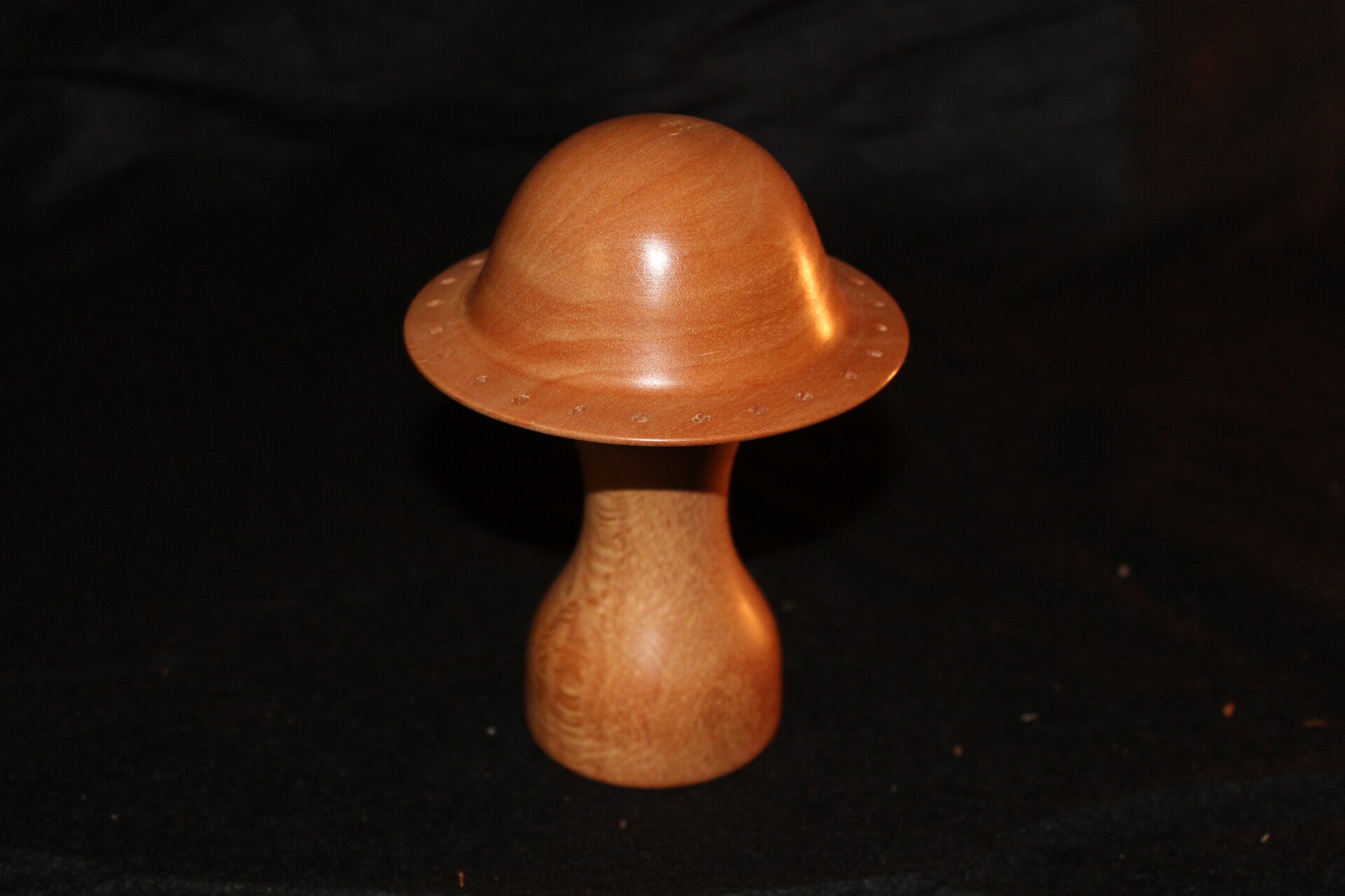 Mushroom Earring Holder - 4258