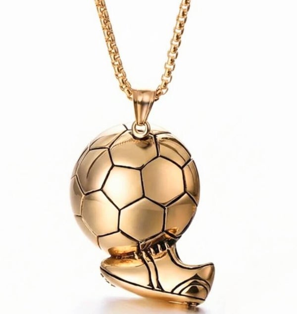 Mannen ketting met voetschoen met bal bedel goud