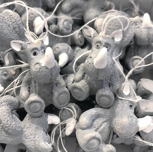 Gelukspoppetje in de vorm van een neushoorn