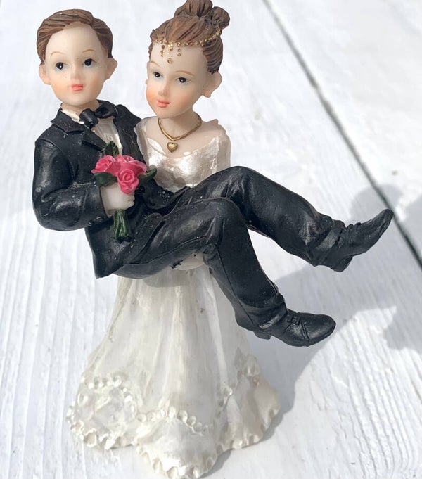 Bruidspaar taart topper Bruid draagt Bruidegom