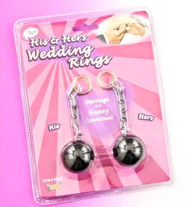 Bride to Be his en hers trouwringen voor het vrijgezellenfeest