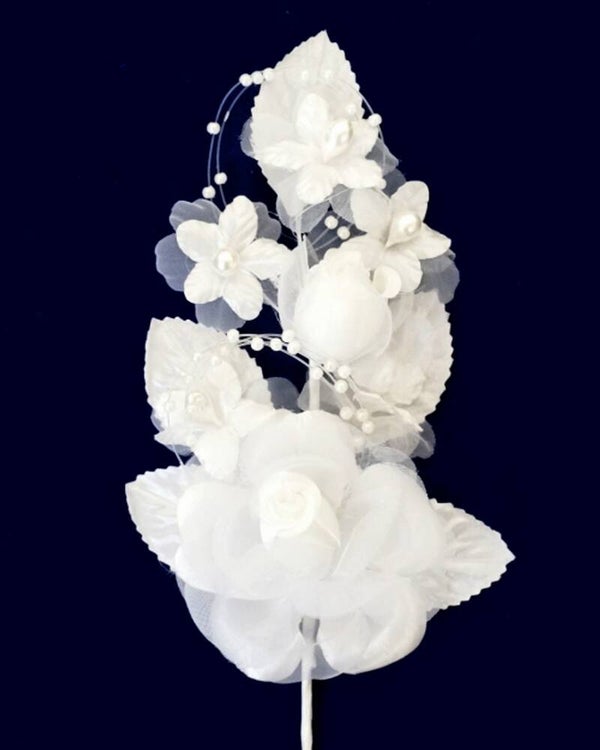 Bloemen corsage, haar- of antennedecoratie wit